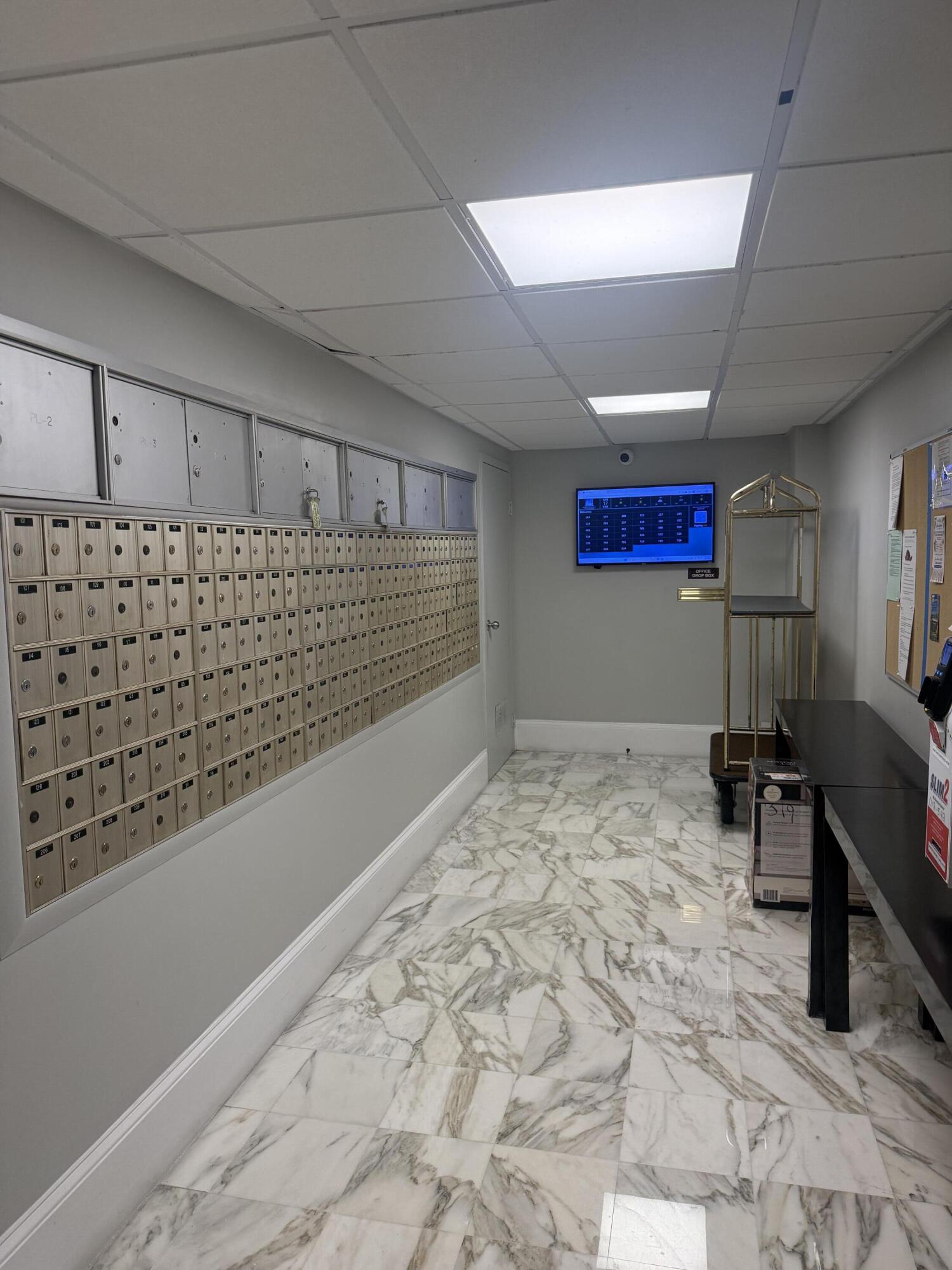 PATRICIAN OF PALM BEACH CONDO - Residential