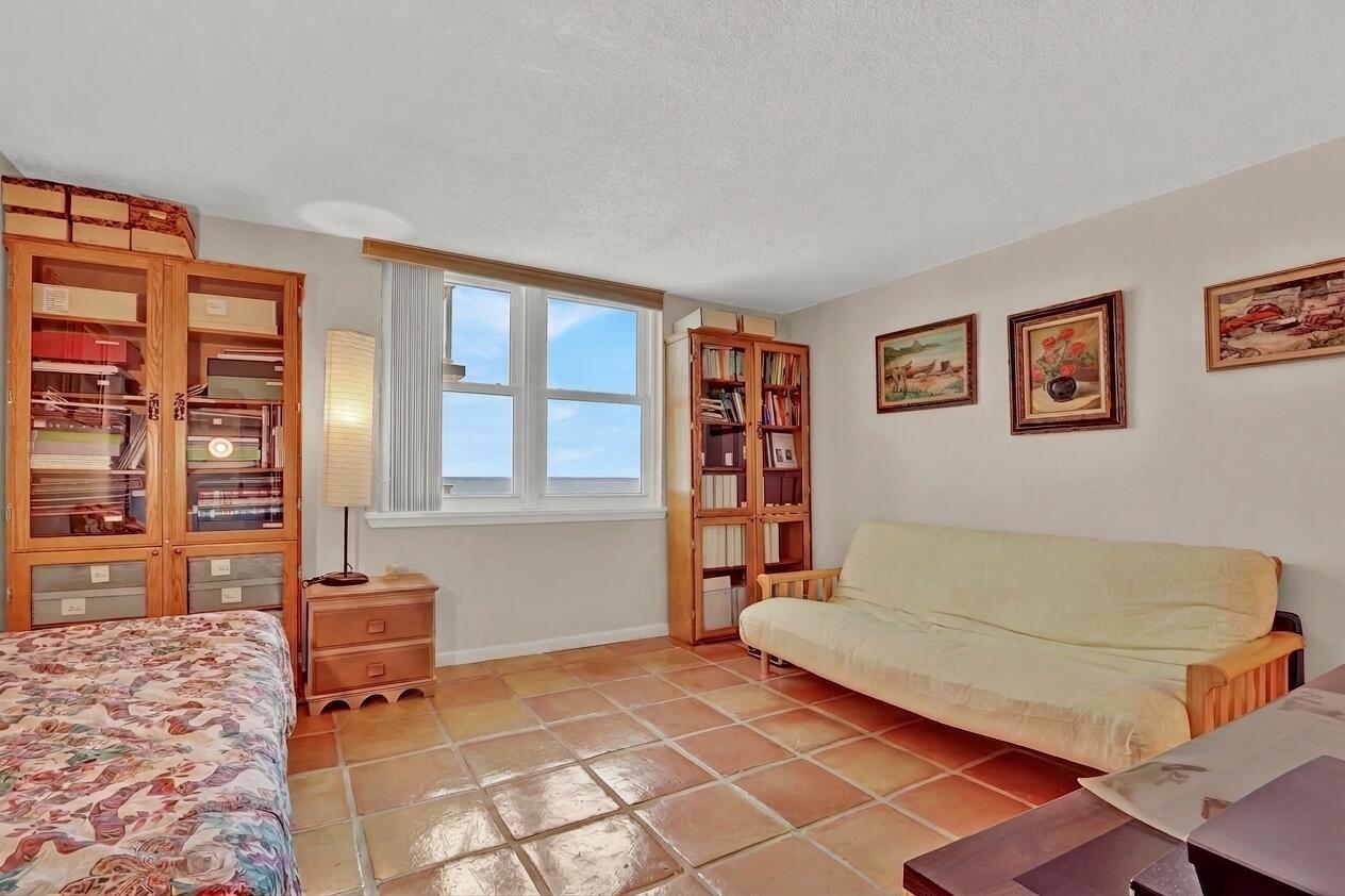 PATRICIAN OF PALM BEACH CONDO - Residential