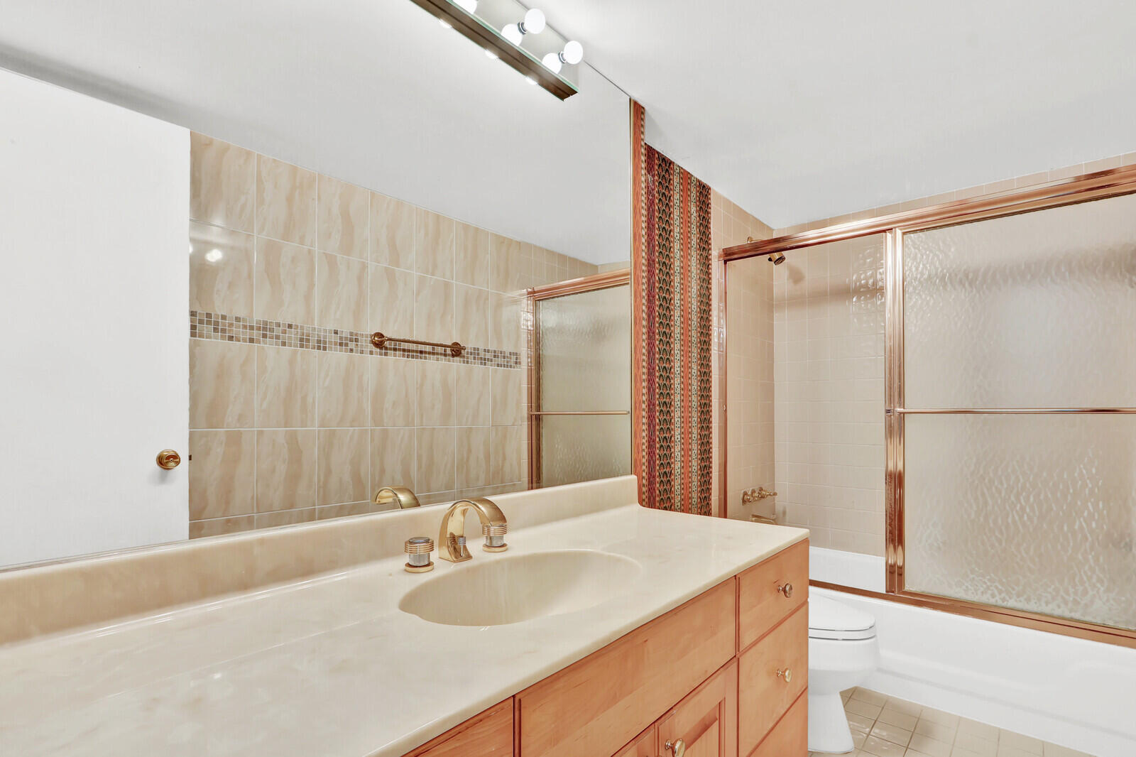 PATRICIAN OF PALM BEACH CONDO - Residential