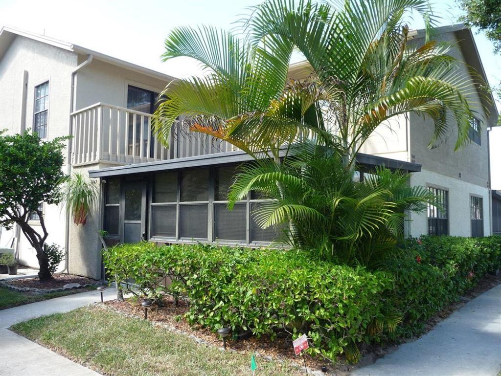 Photo of 7442 SE Jamestown Terrace, Hobe Sound, FL 33455 (MLS # R10701842)