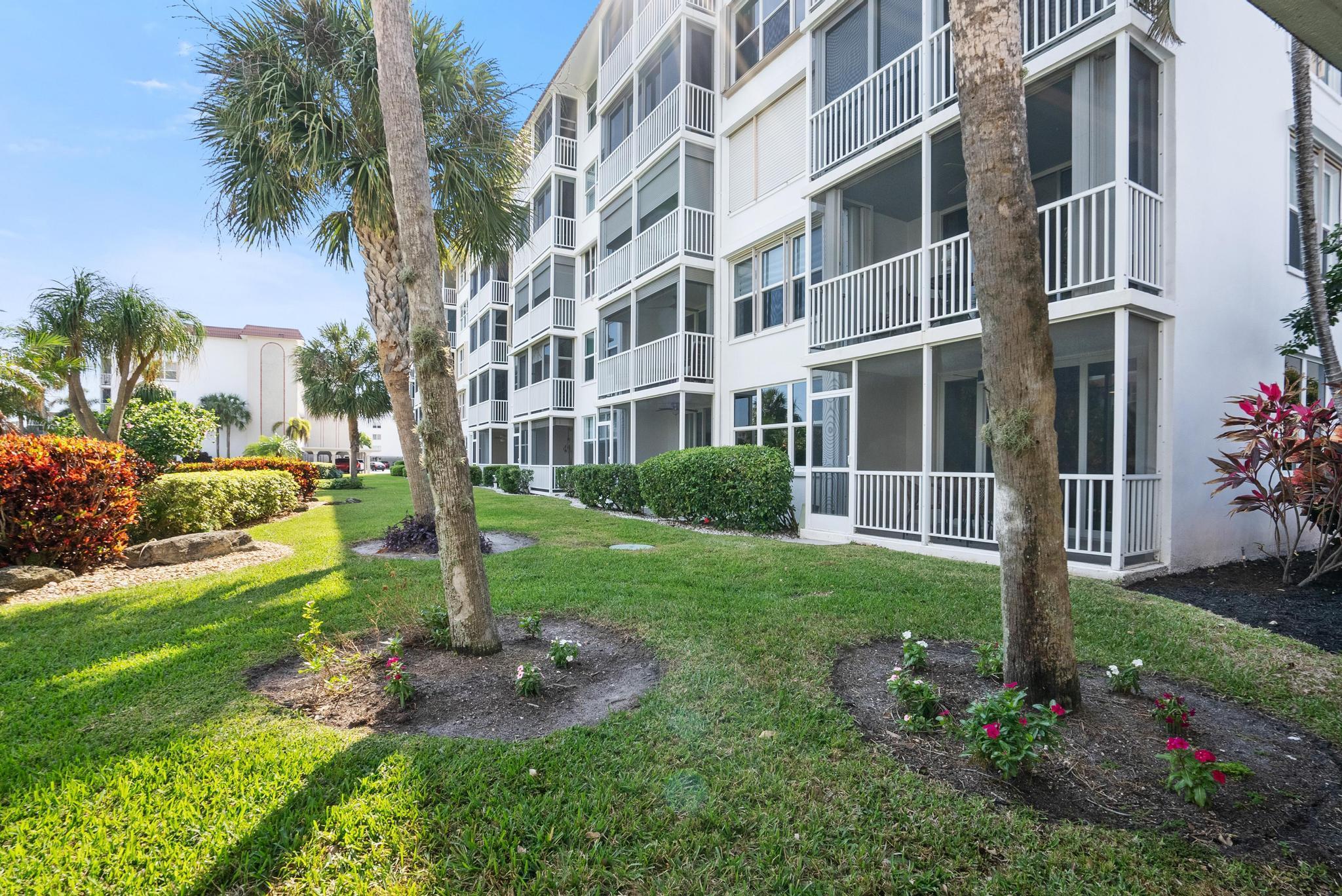 2525 Florida Boulevard 127