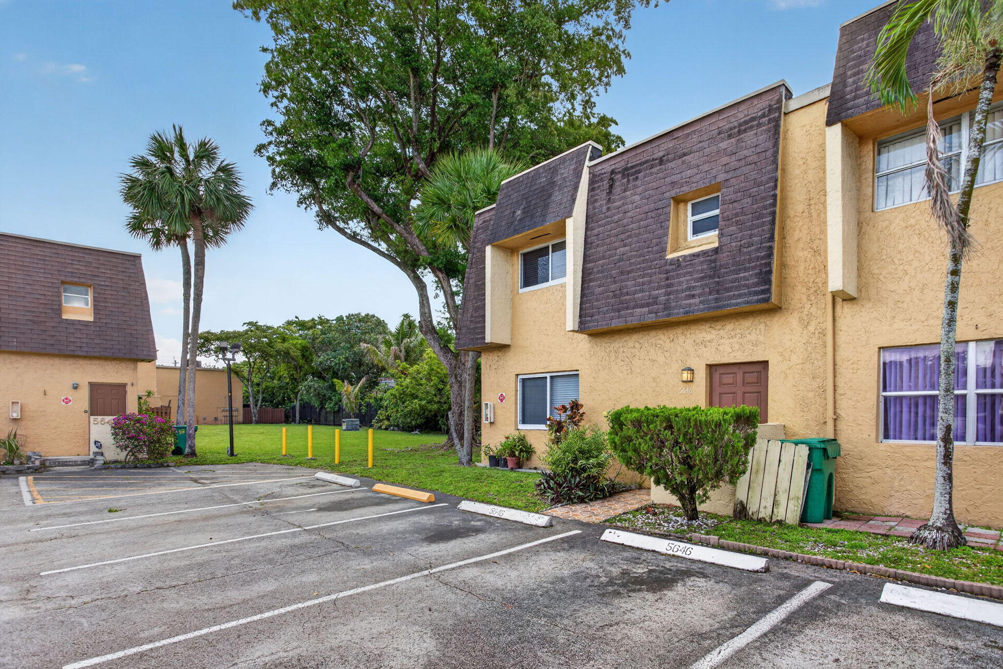 BLUEBERRY HILL I CONDO - Residential