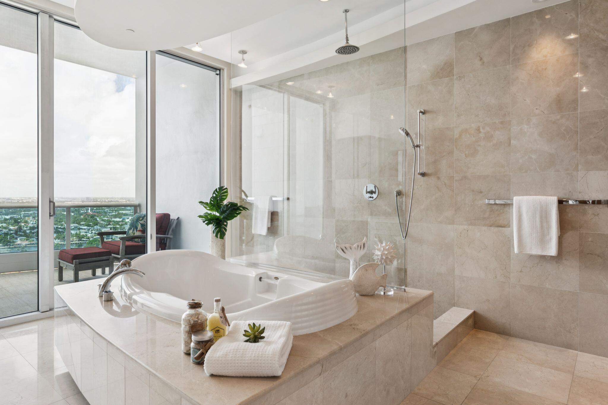 Aquazul - Residential