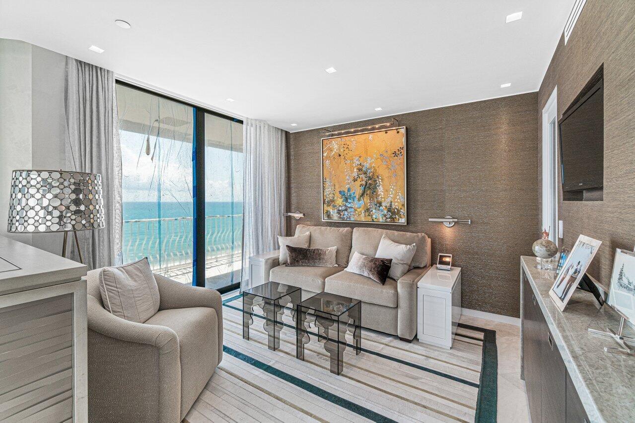 Sloans Curve II - Residential