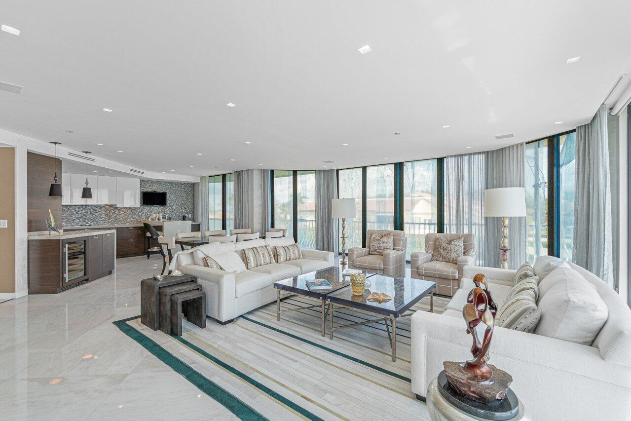 Sloans Curve II - Residential