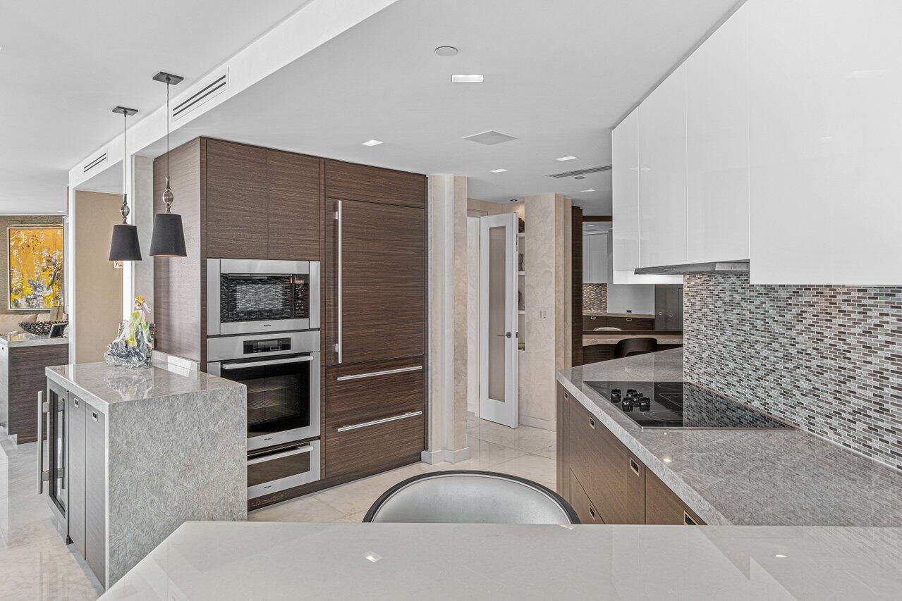 Sloans Curve II - Residential