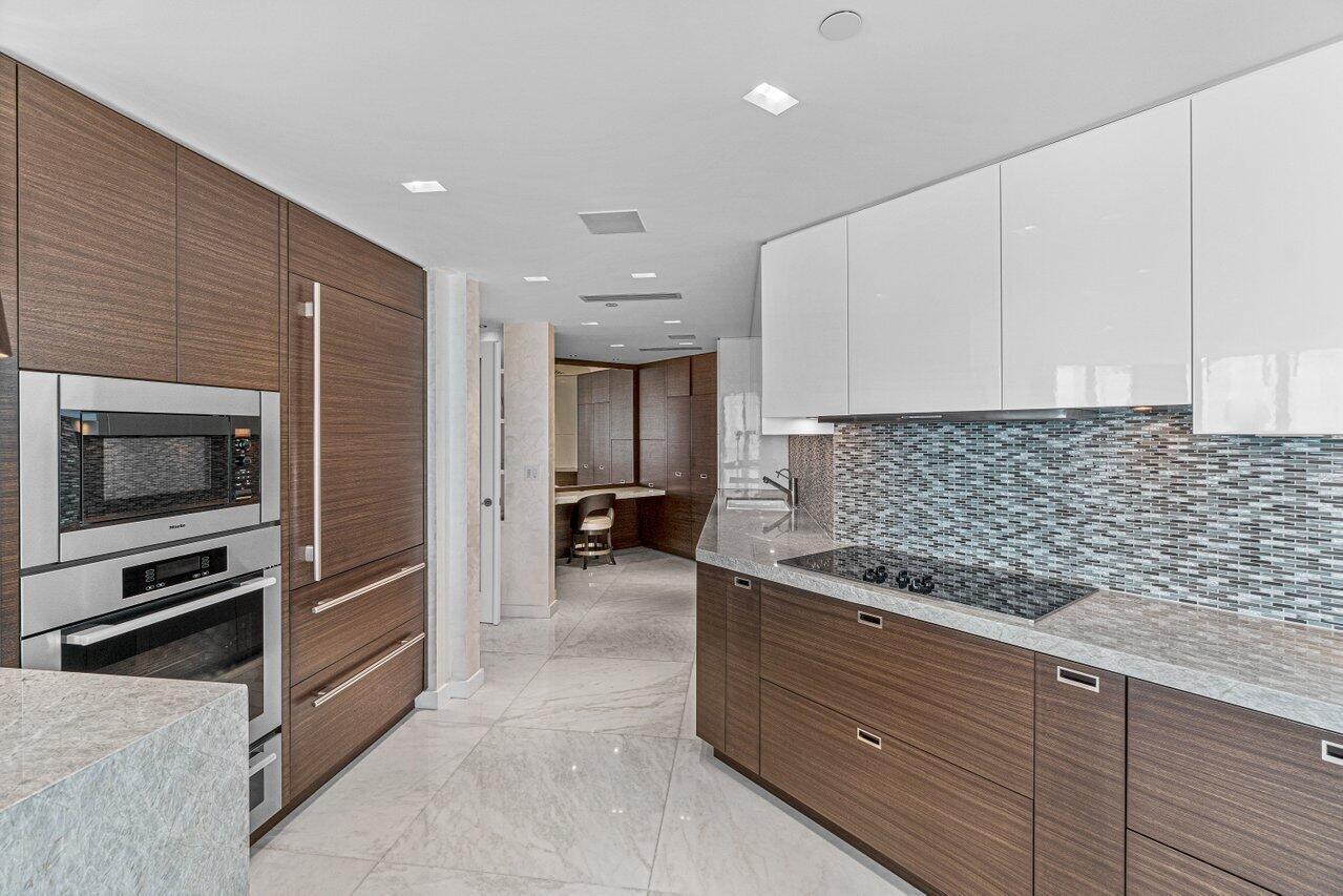 Sloans Curve II - Residential