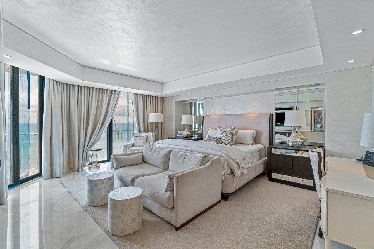 Sloans Curve II - Residential