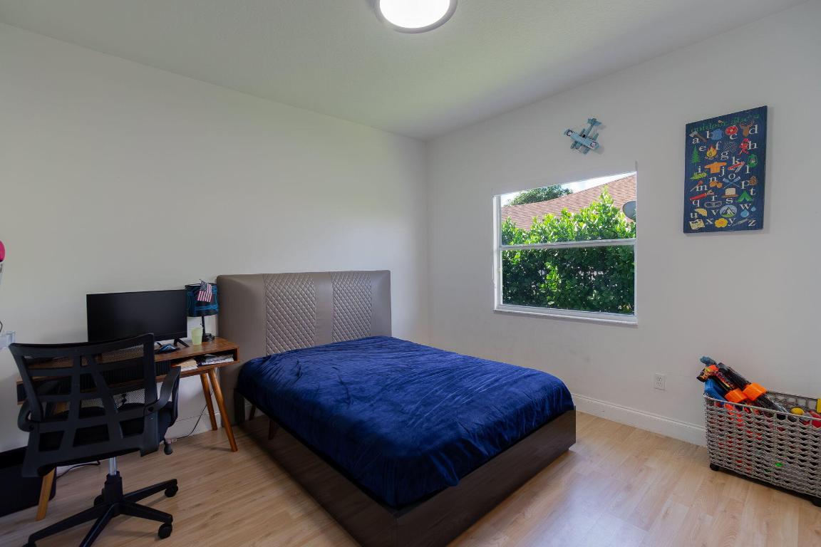 SARATOGA AT ROYAL PALM 1 - Residential