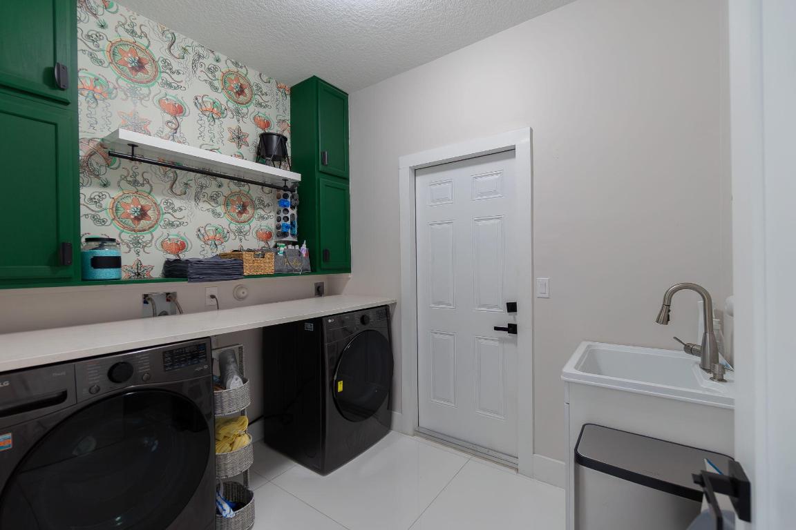 SARATOGA AT ROYAL PALM 1 - Residential