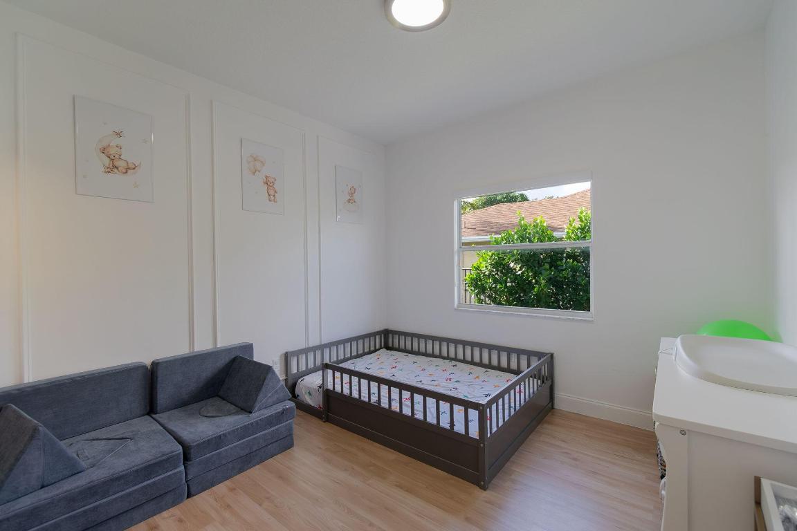 SARATOGA AT ROYAL PALM 1 - Residential