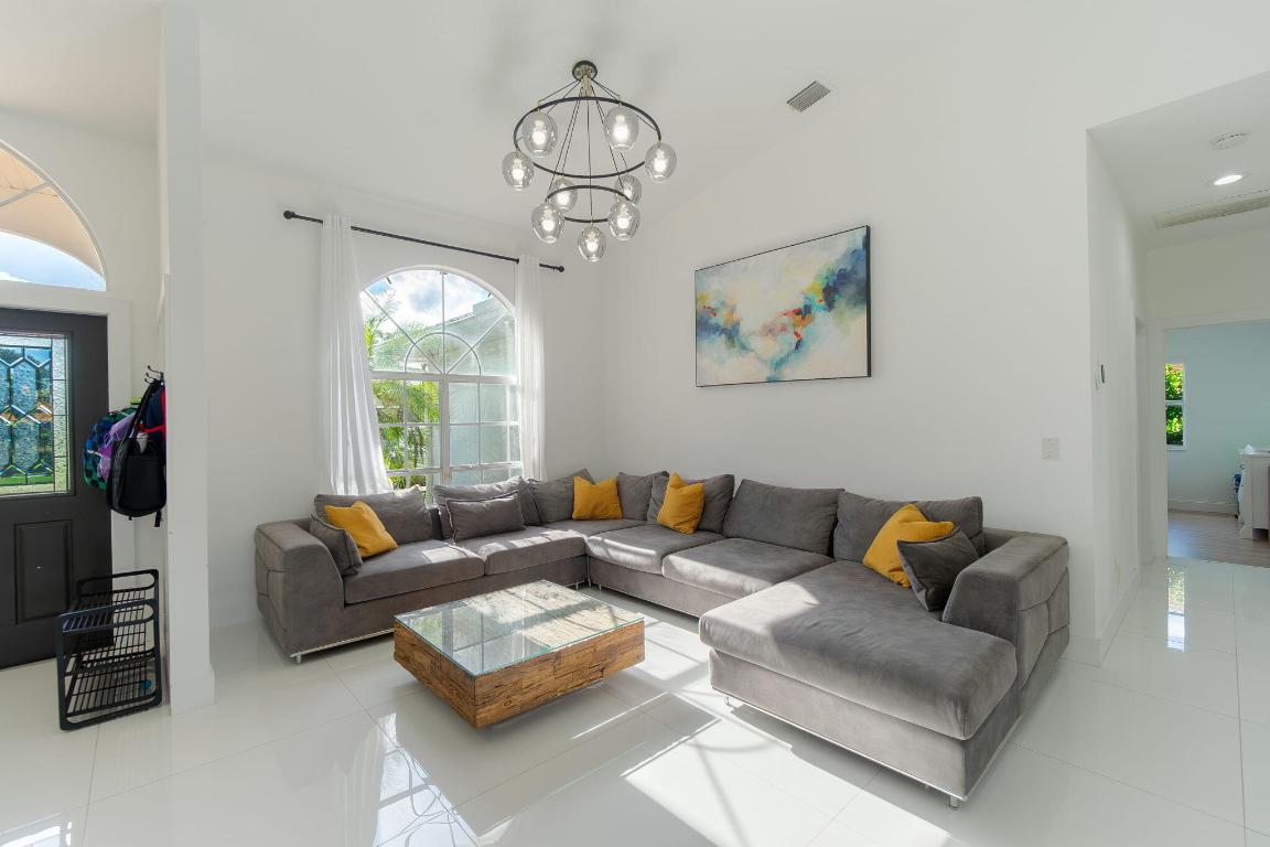 SARATOGA AT ROYAL PALM 1 - Residential