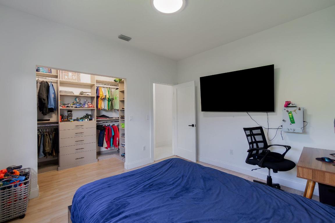 SARATOGA AT ROYAL PALM 1 - Residential