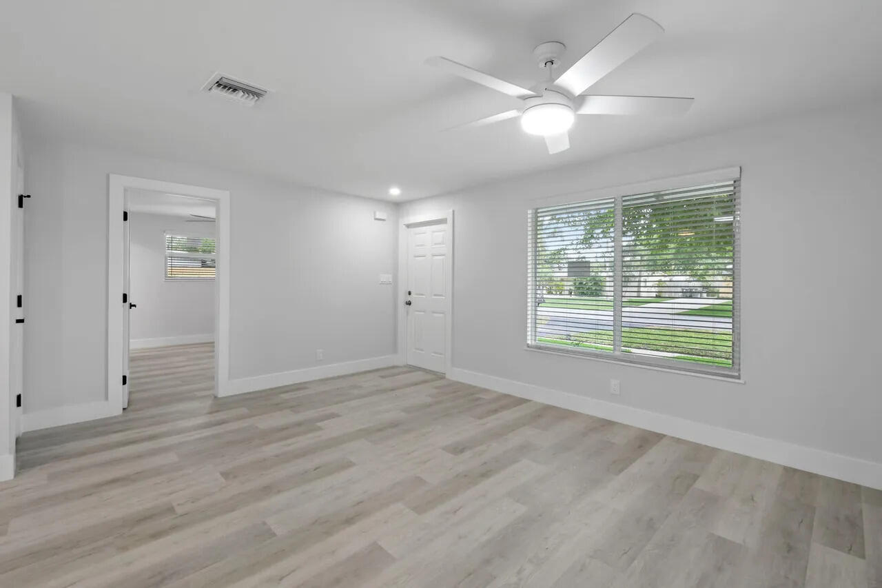PALM BEACH CABANA COLONY 1 - Residential