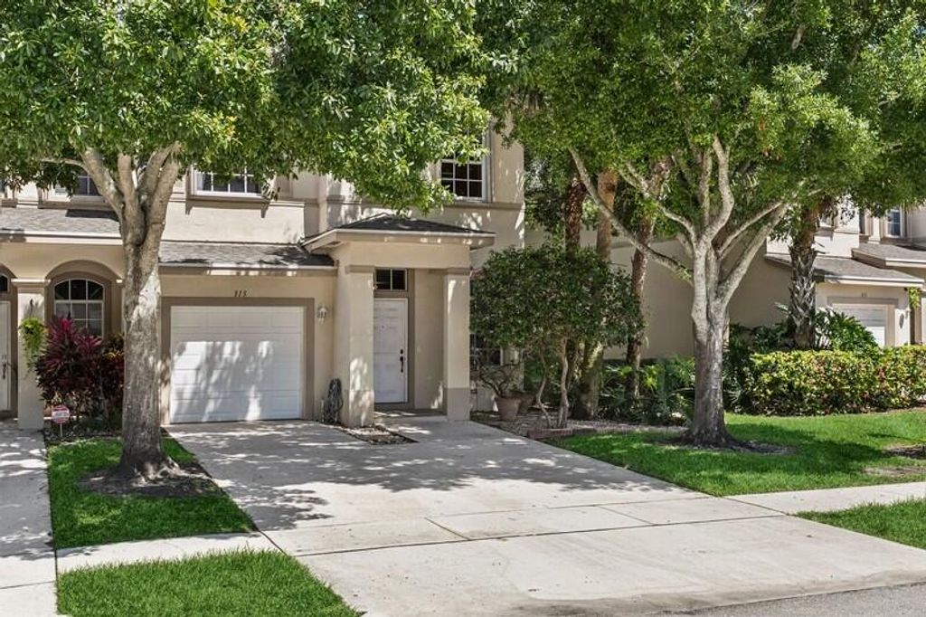 Photo of 315 Spruce Street, Boynton Beach, FL 33426 (MLS # R11099947)
