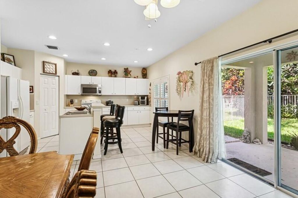Photo of 315 Spruce Street, Boynton Beach, FL 33426 (MLS # R11099947)