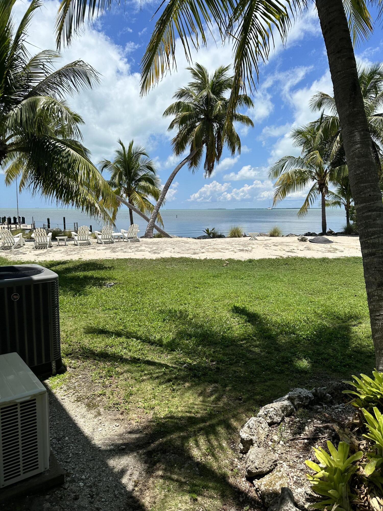ISLAMORADA, TOWNSITE OF - Residential