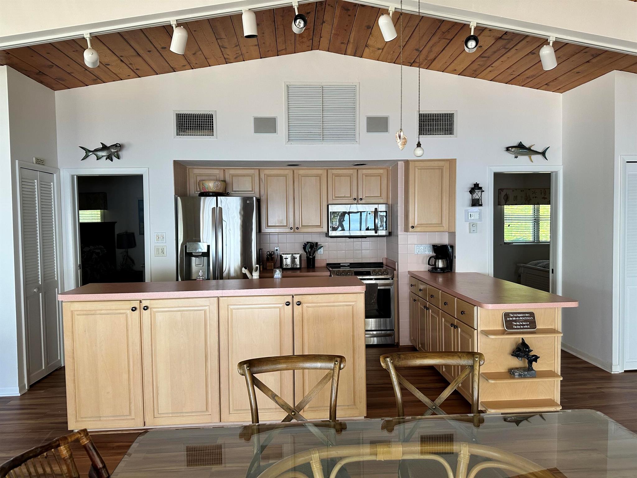 ISLAMORADA, TOWNSITE OF - Residential