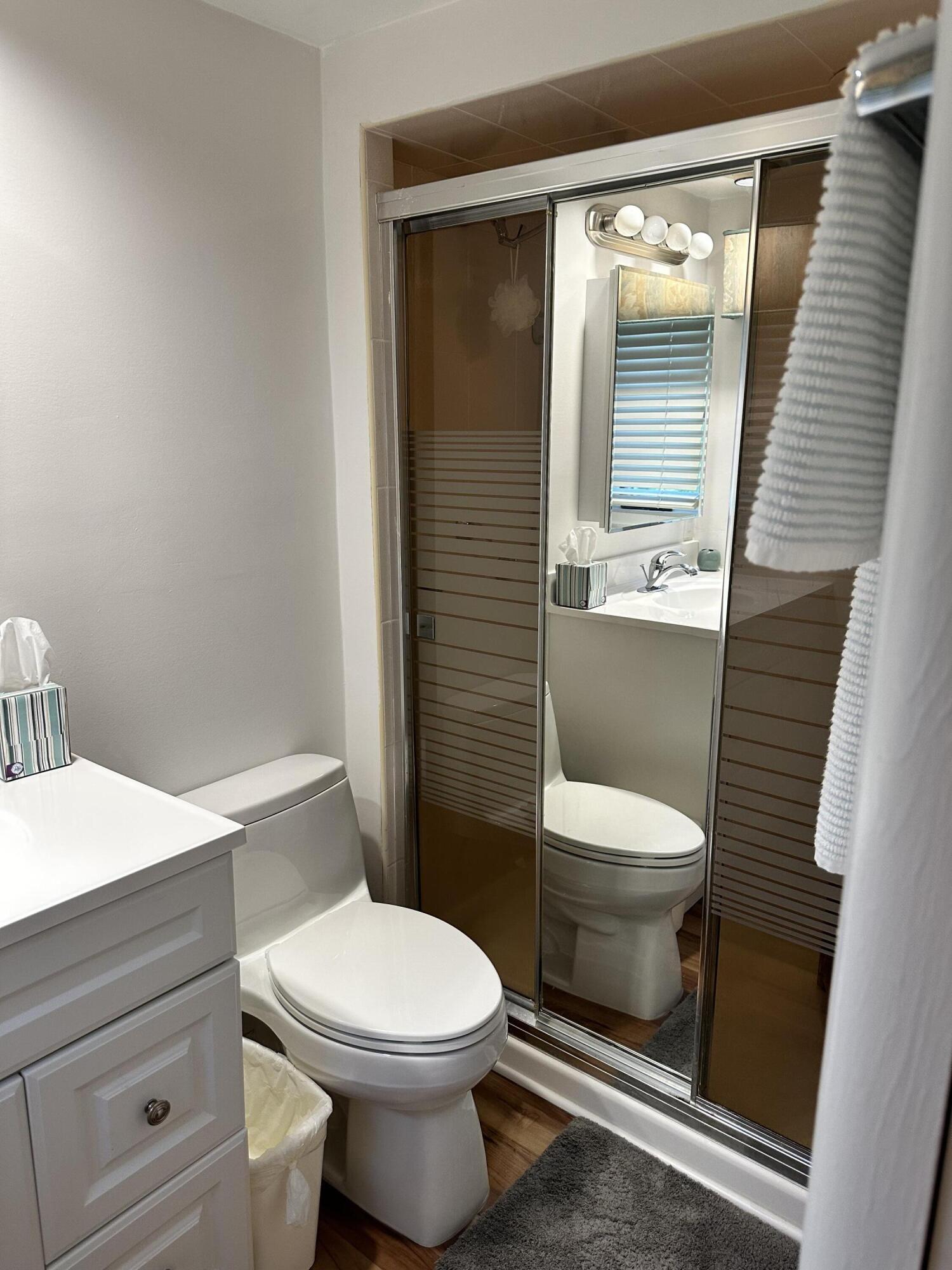 ISLAMORADA, TOWNSITE OF - Residential