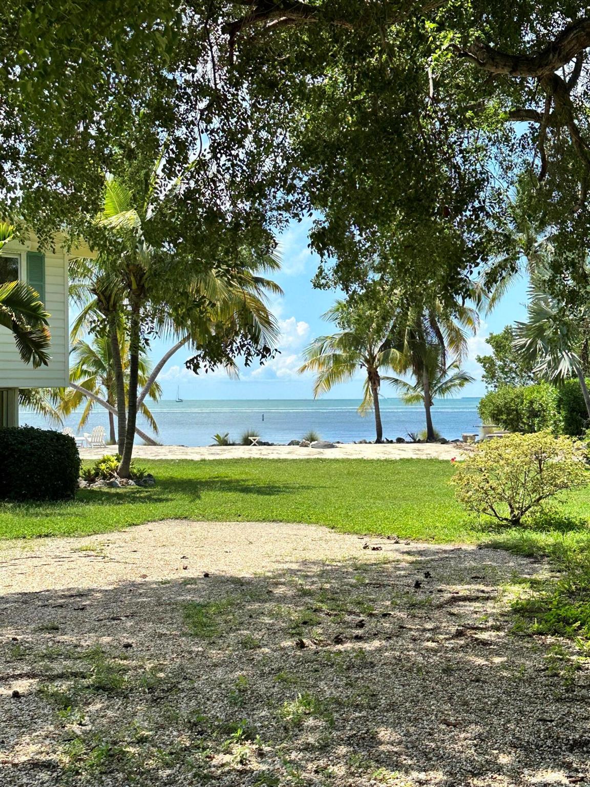 ISLAMORADA, TOWNSITE OF - Residential