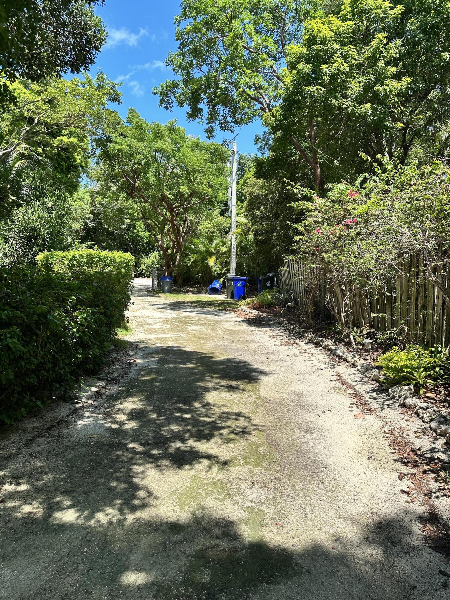 ISLAMORADA, TOWNSITE OF - Residential