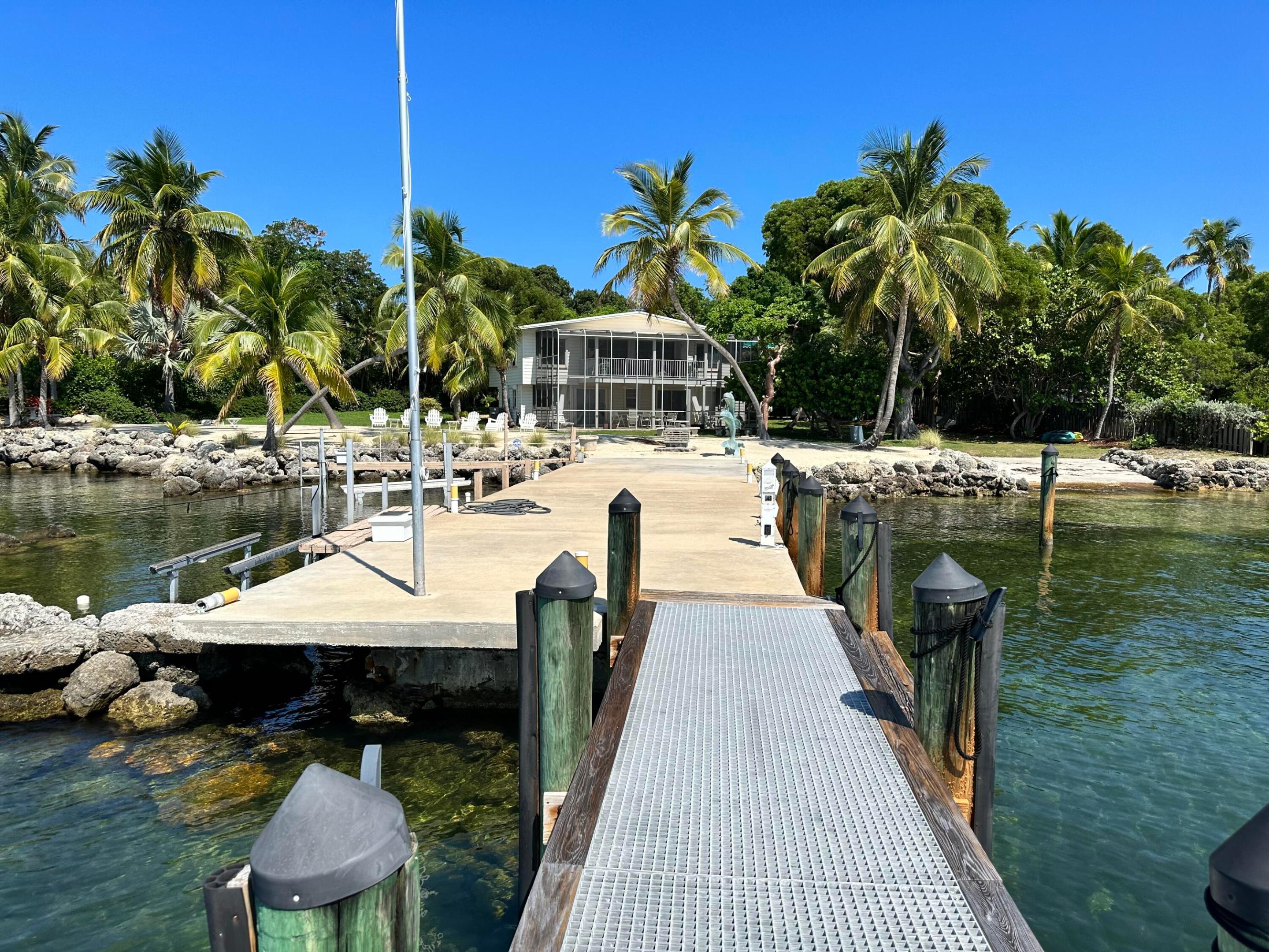 ISLAMORADA, TOWNSITE OF - Residential