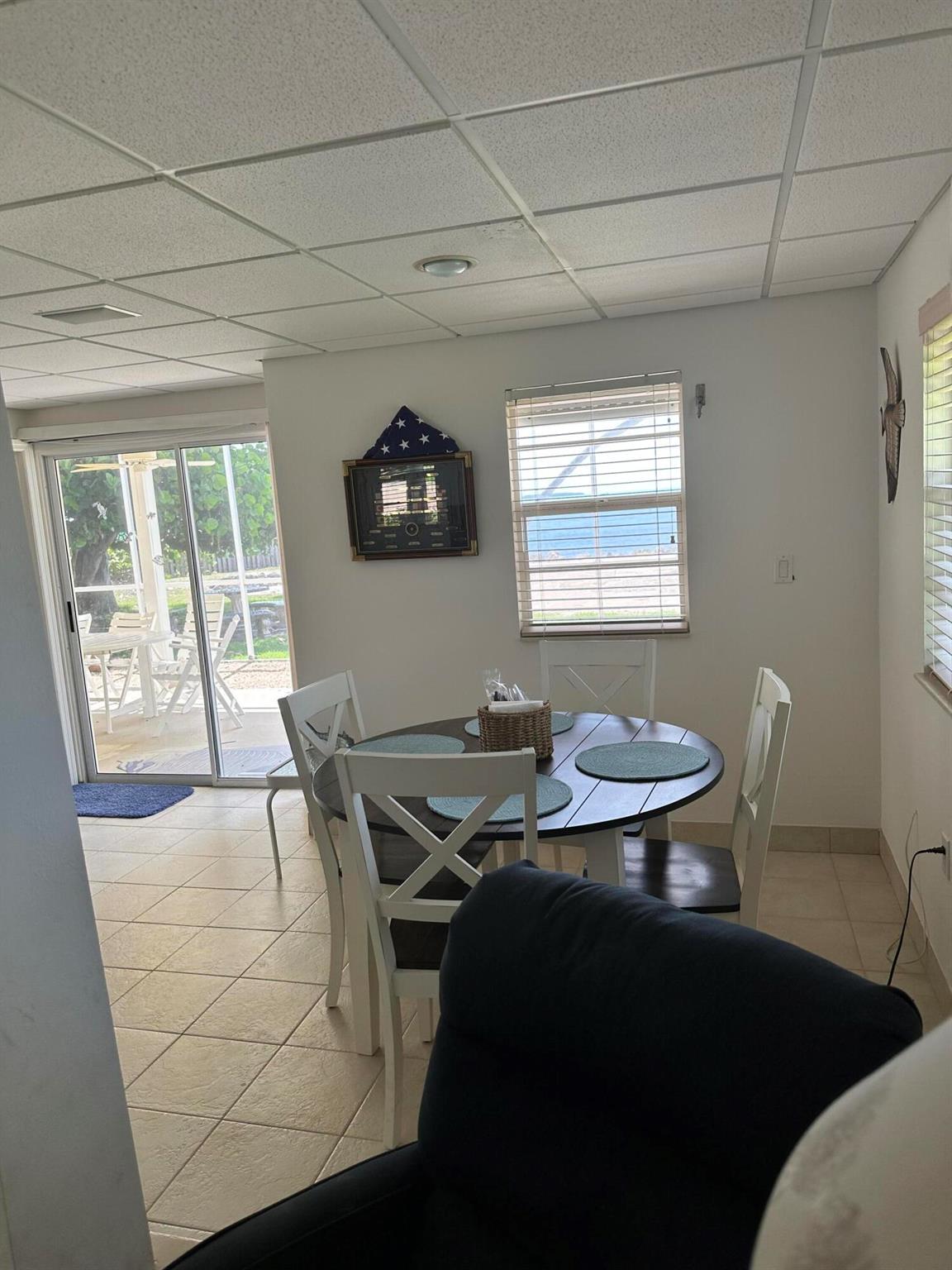 ISLAMORADA, TOWNSITE OF - Residential