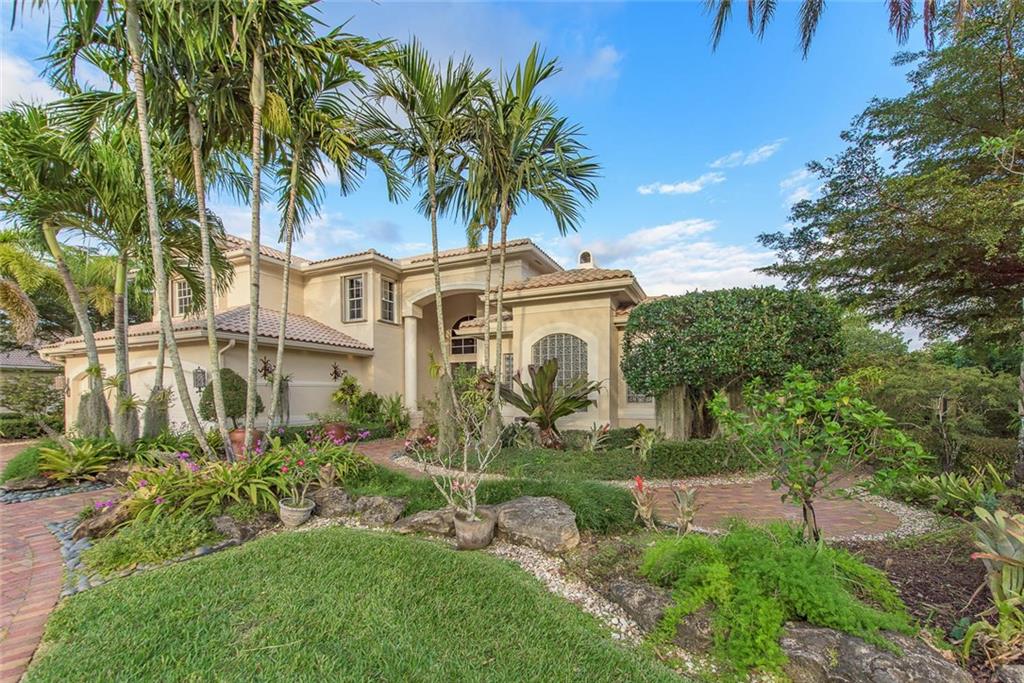 LONG LAKE RANCHES - Residential