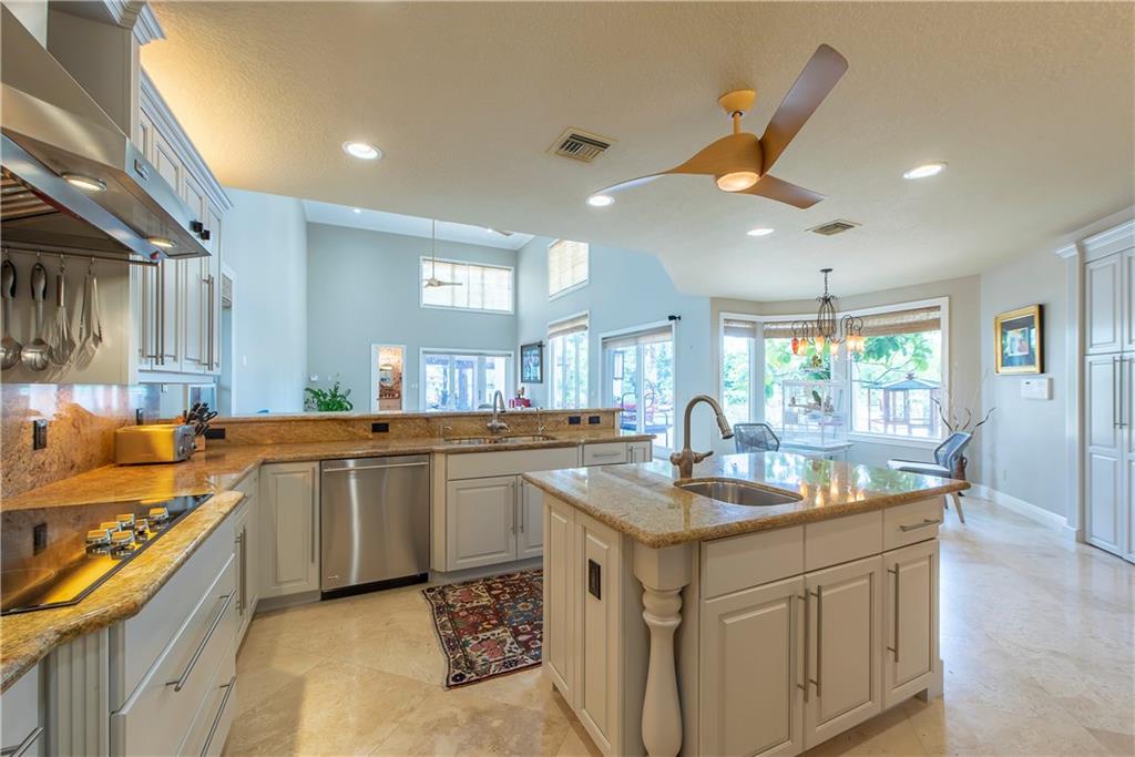 LONG LAKE RANCHES - Residential