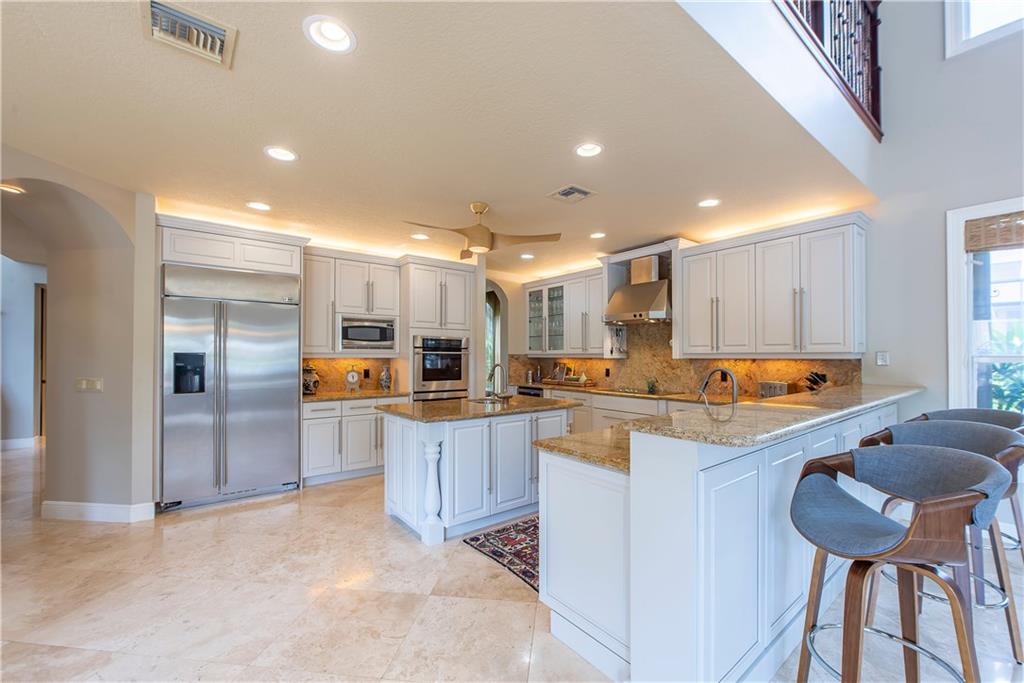 LONG LAKE RANCHES - Residential