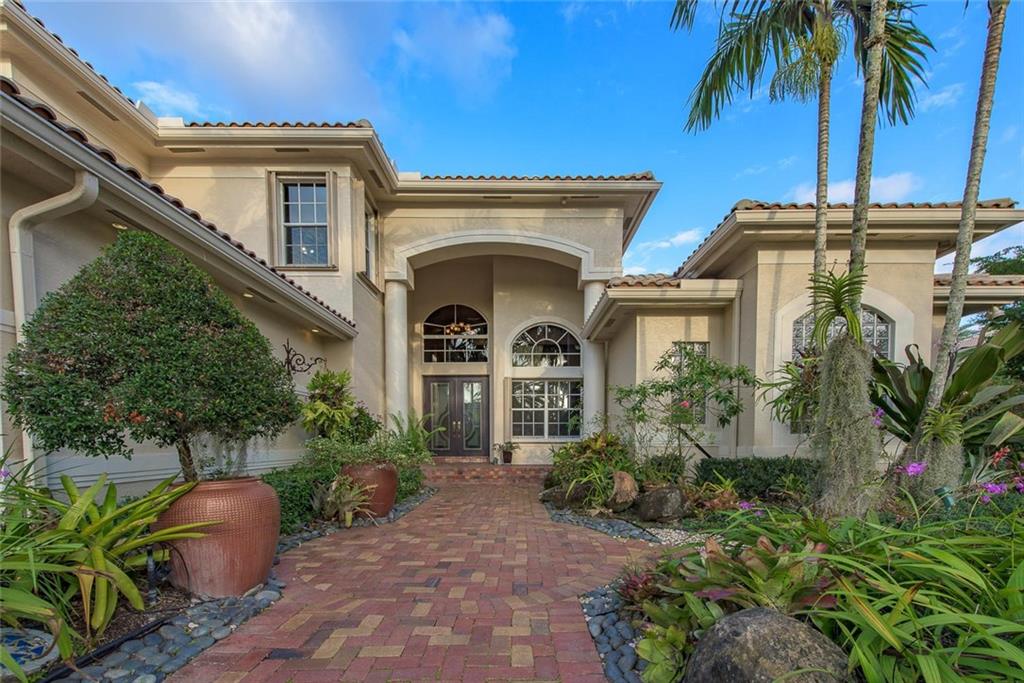 LONG LAKE RANCHES - Residential
