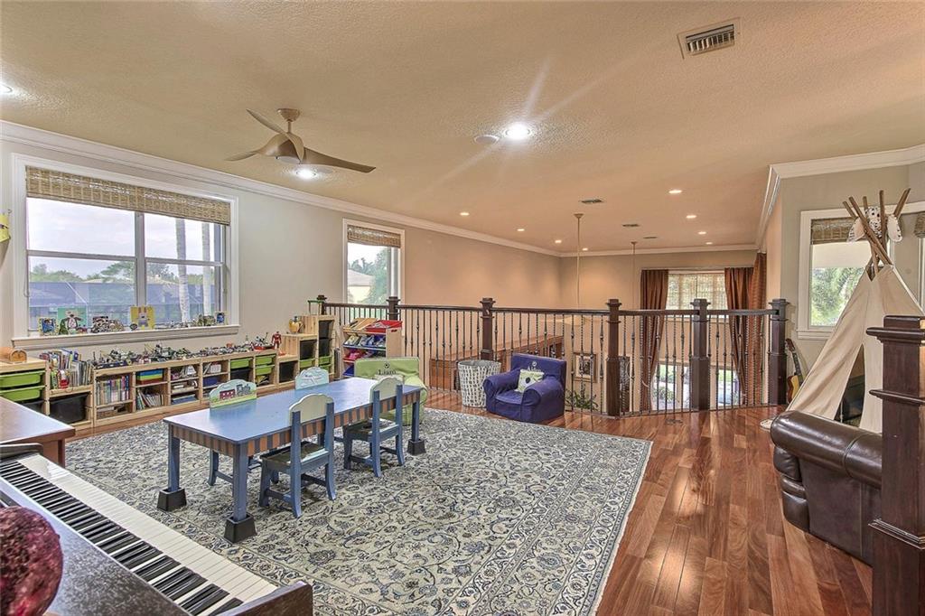 LONG LAKE RANCHES - Residential