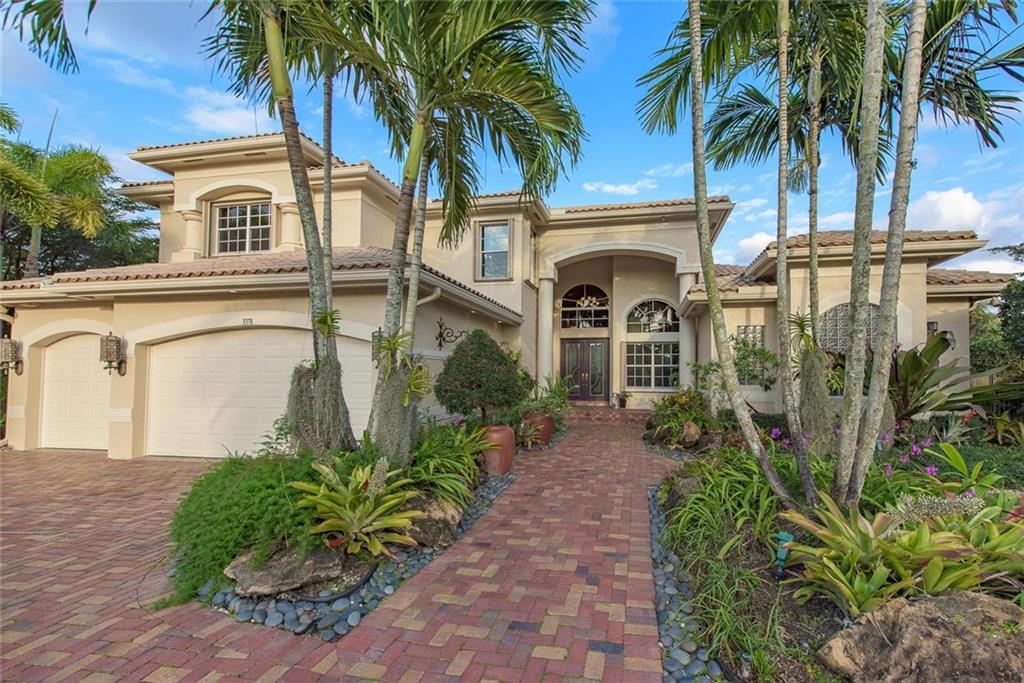 LONG LAKE RANCHES - Residential