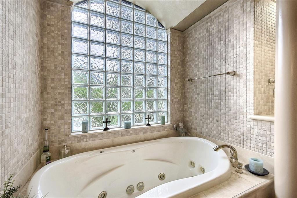 LONG LAKE RANCHES - Residential