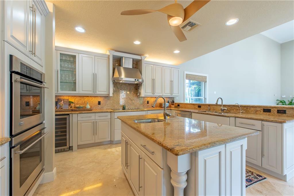 LONG LAKE RANCHES - Residential