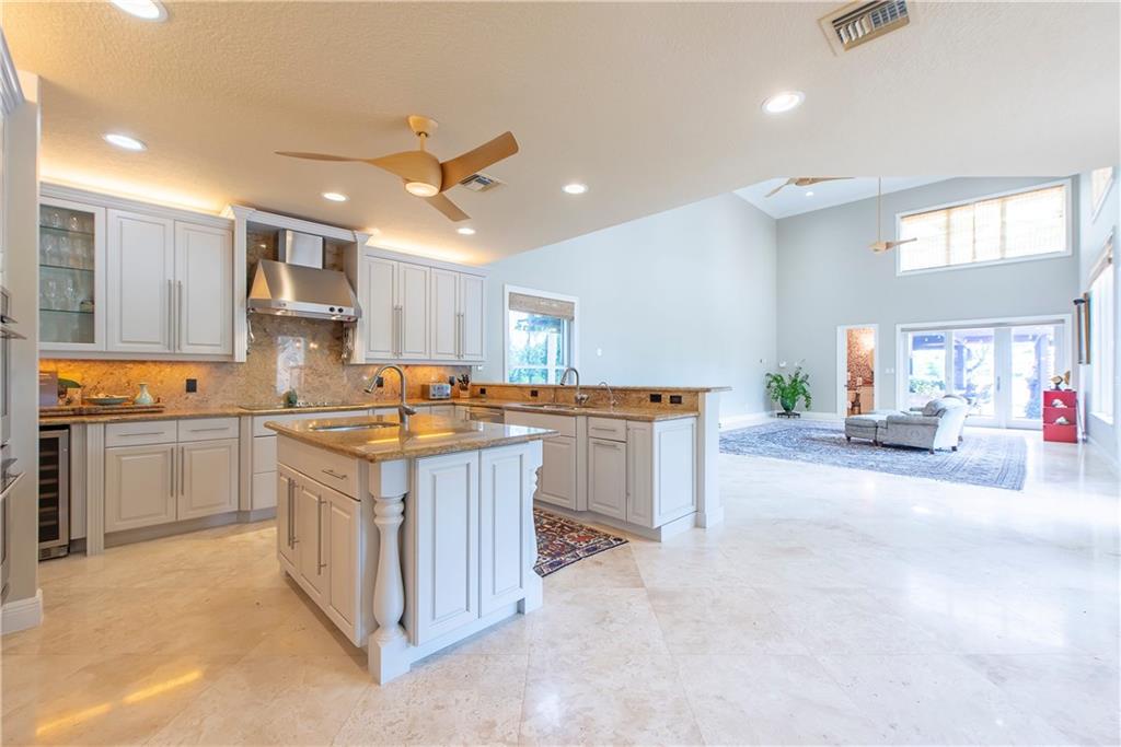 LONG LAKE RANCHES - Residential