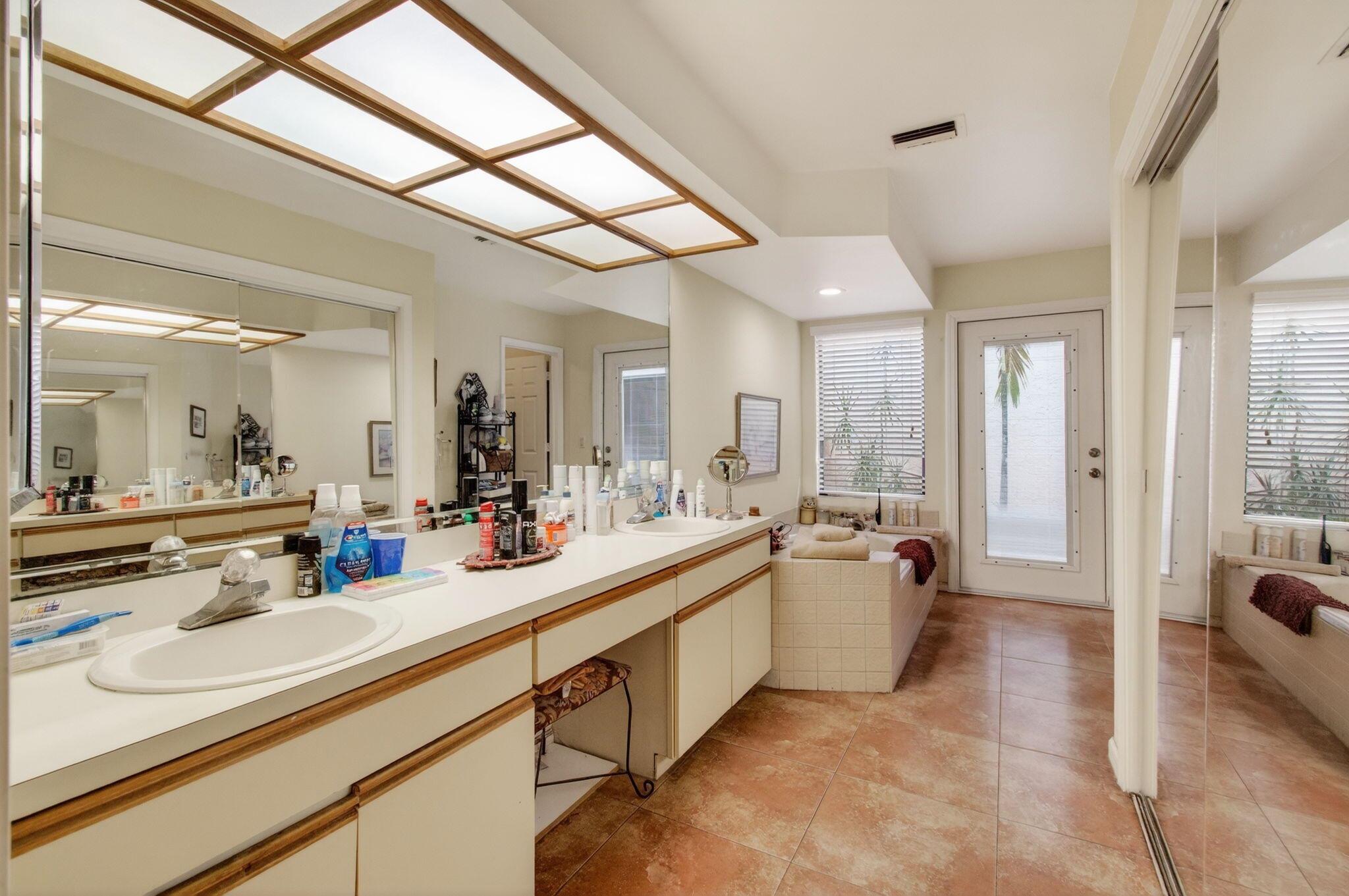 Applegate/ Indian Spring - Residential