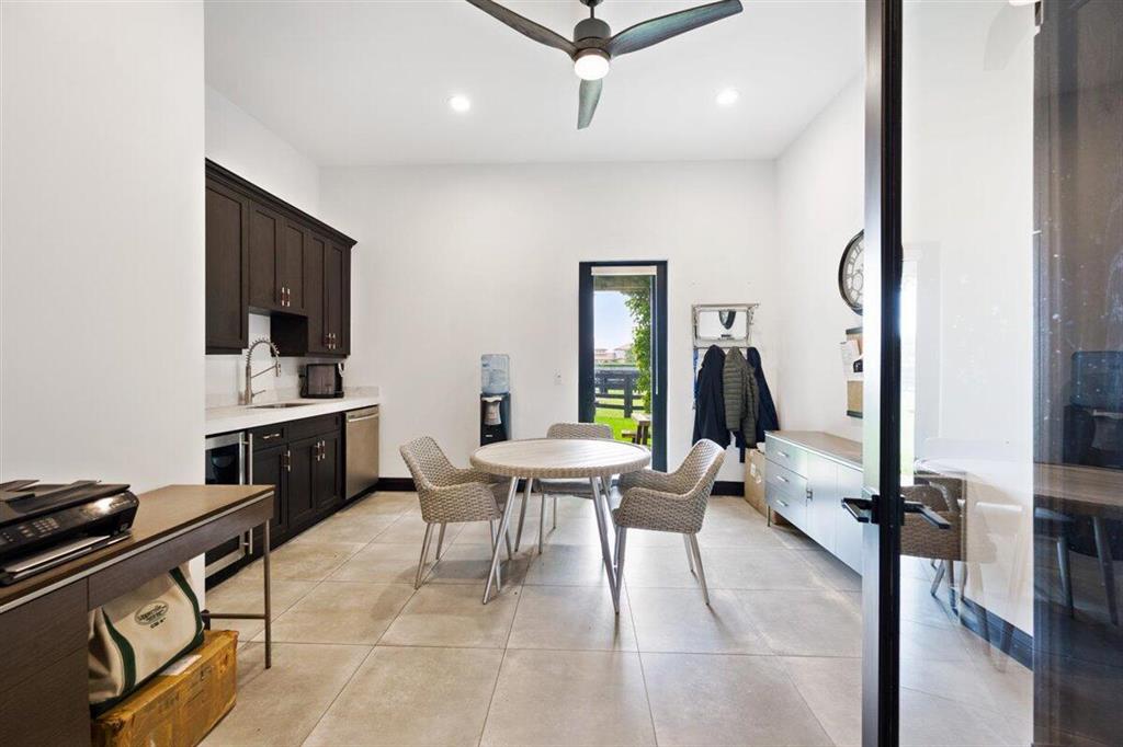 PALM BEACH POINT - Residential