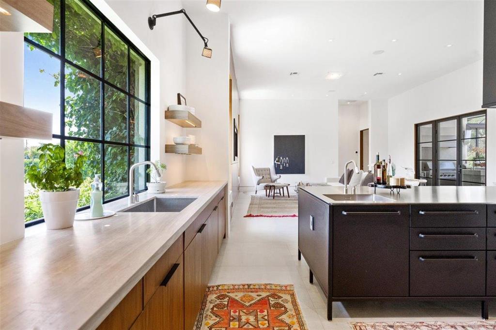 PALM BEACH POINT - Residential