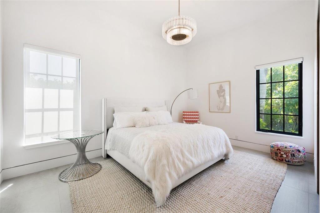 PALM BEACH POINT - Residential