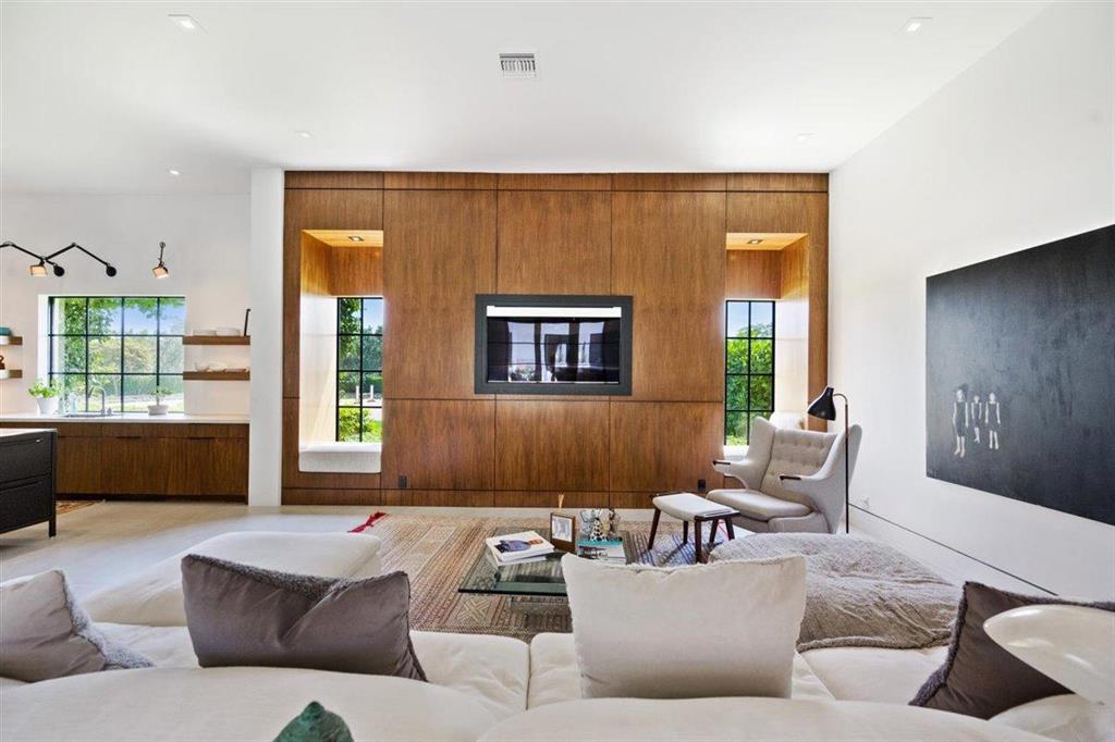 PALM BEACH POINT - Residential