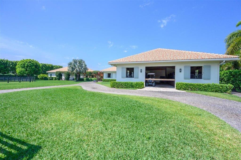 PALM BEACH POINT - Residential