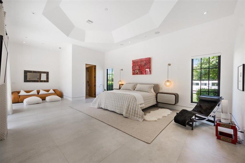 PALM BEACH POINT - Residential