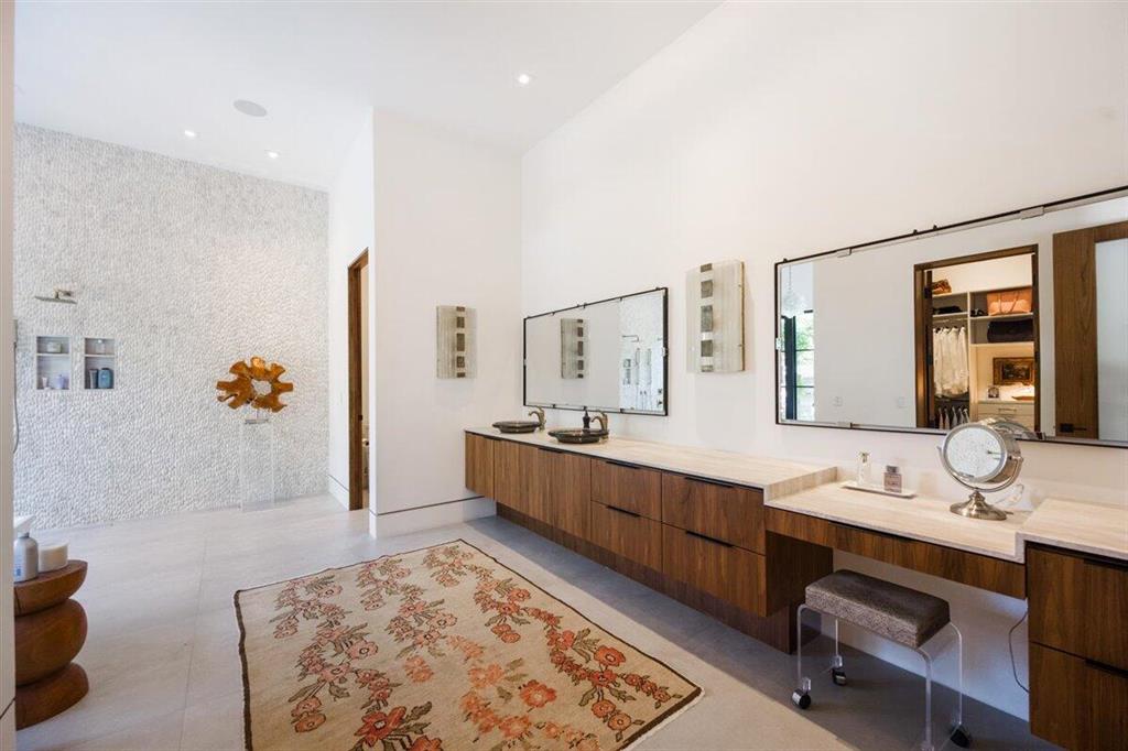 PALM BEACH POINT - Residential