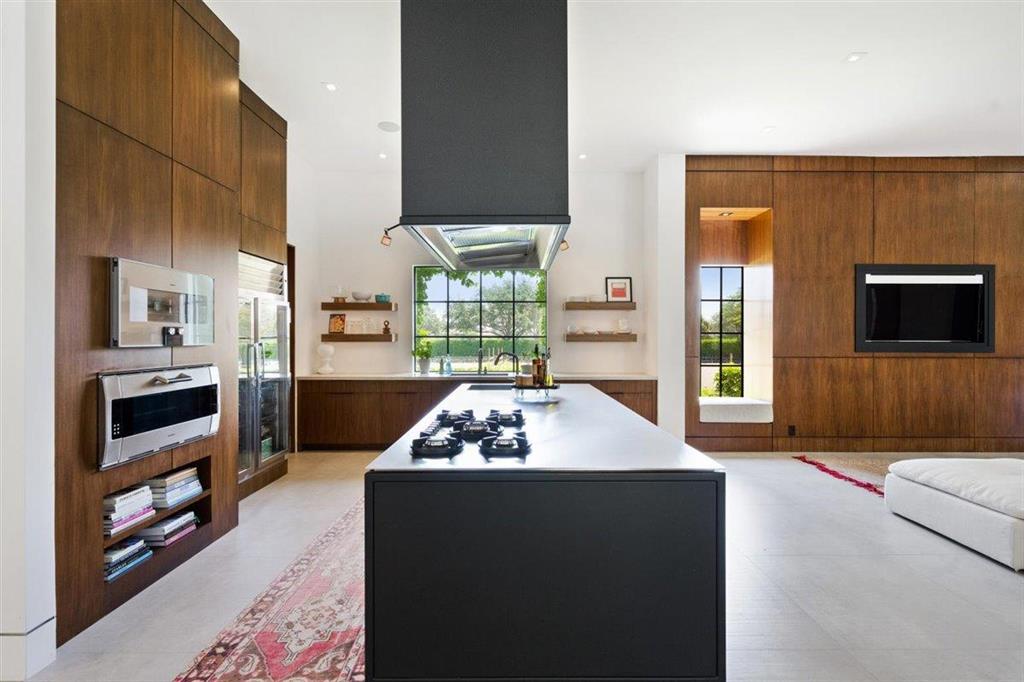 PALM BEACH POINT - Residential