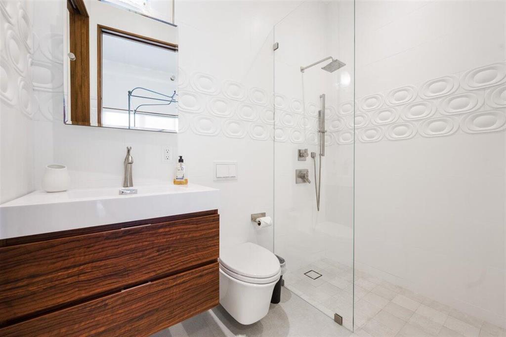 PALM BEACH POINT - Residential