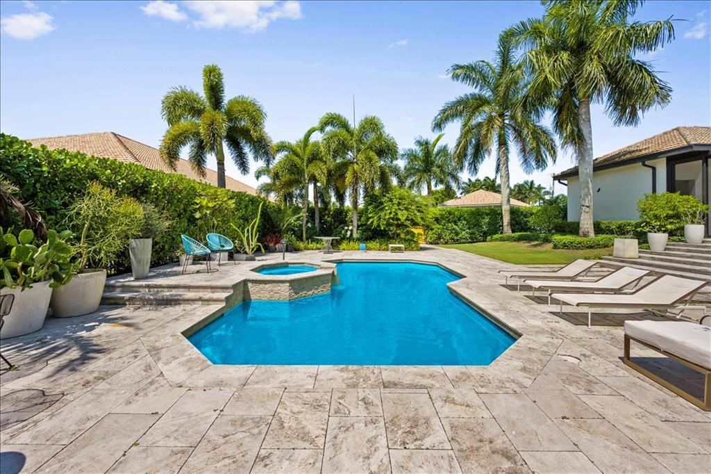 PALM BEACH POINT - Residential