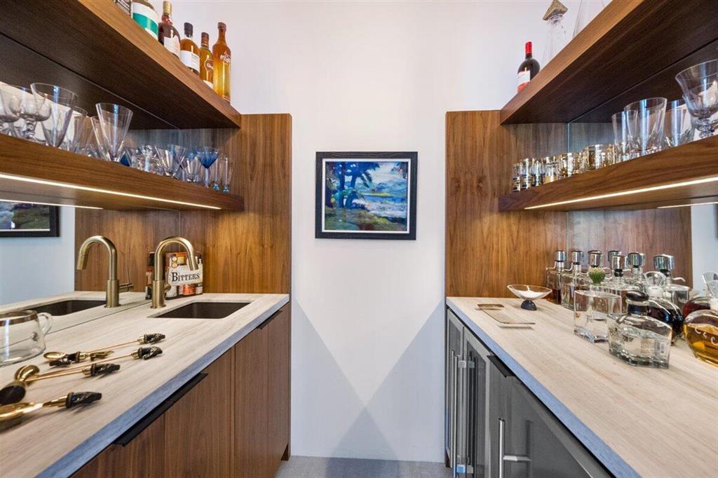 PALM BEACH POINT - Residential