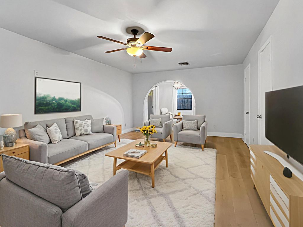 Photo of 1202 N Andrews Avenue, Fort Lauderdale, FL 33311 (MLS # B26035235)