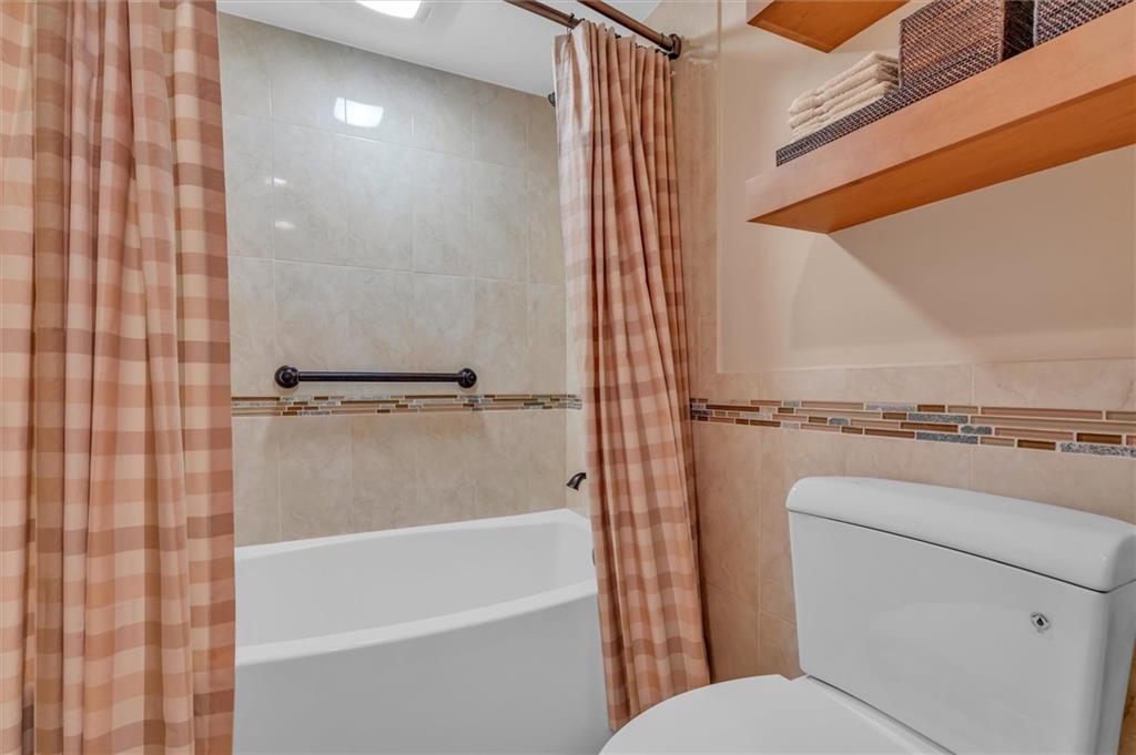 Rock Harbor Condominium - Residential